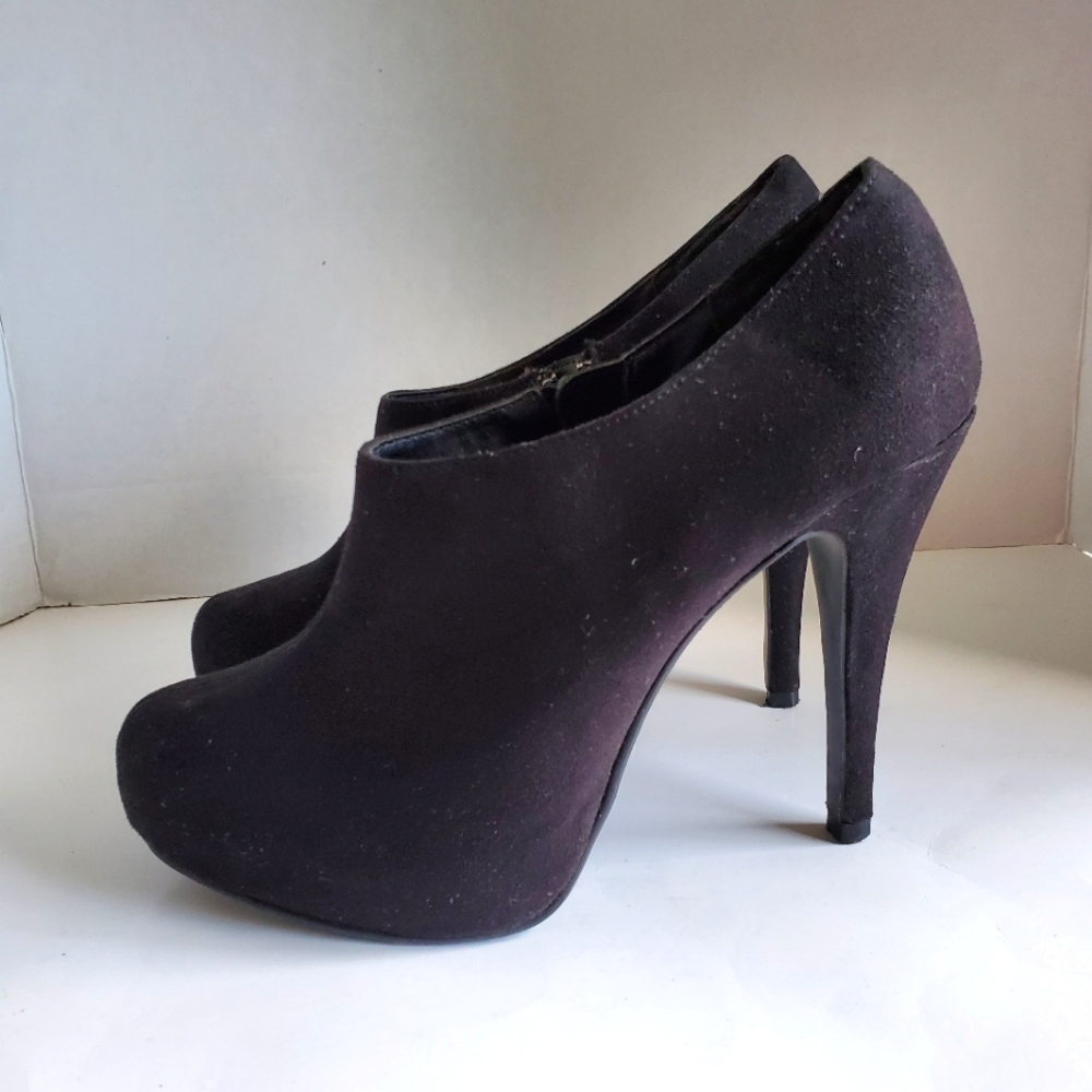 New Look Faux Suede Hidden Platform Bootie, Black, 9